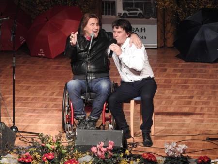 12. tradicionalni glasbeno-humoristični Valentinov koncert 15